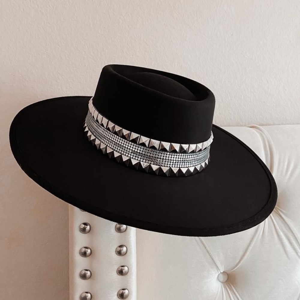 HatsNRoses Suede Hat